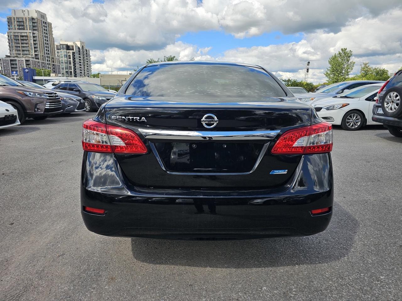2014 Nissan Sentra MANUAL | CERTIFIED Photo3