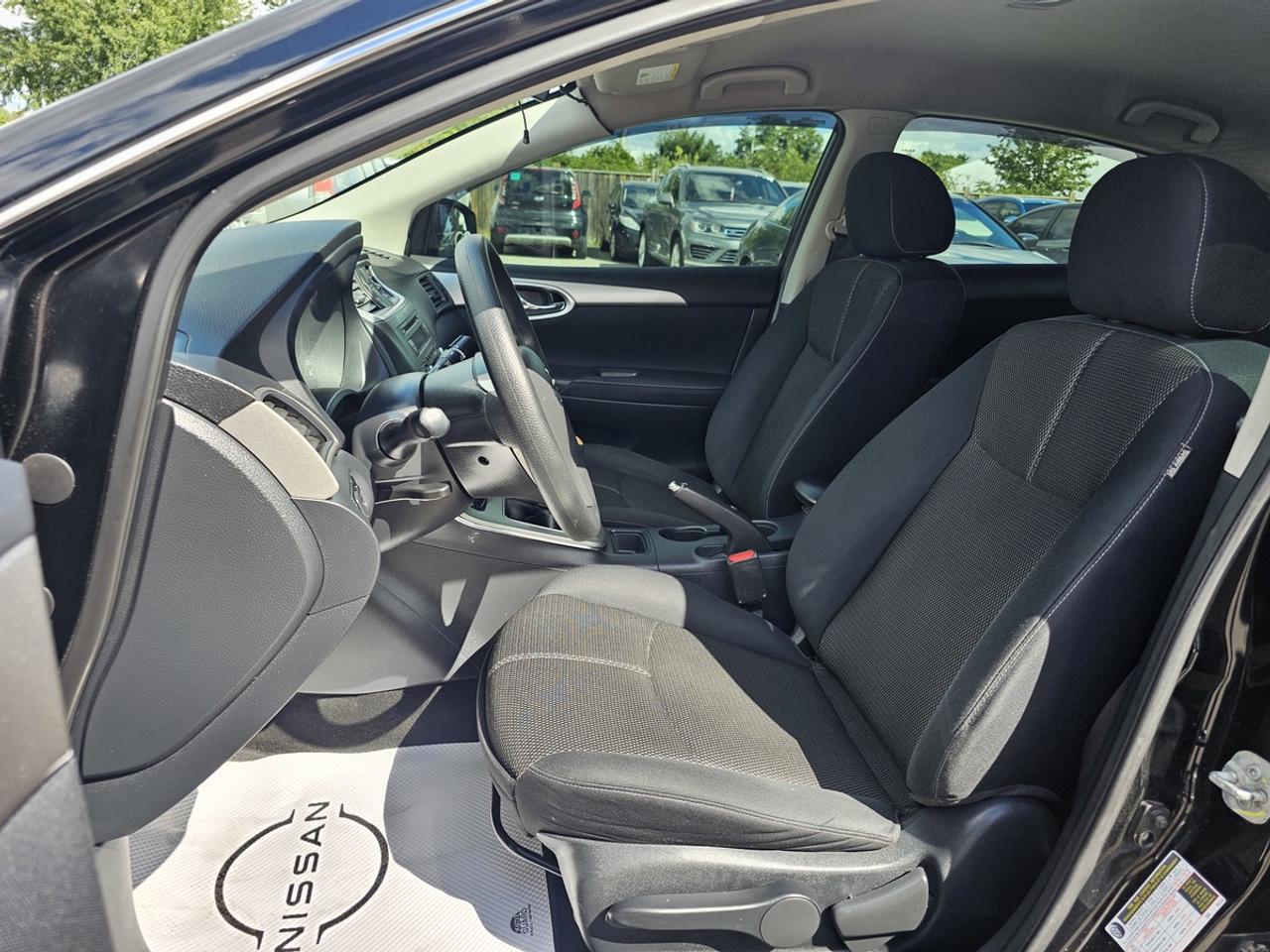 2014 Nissan Sentra MANUAL | CERTIFIED Photo