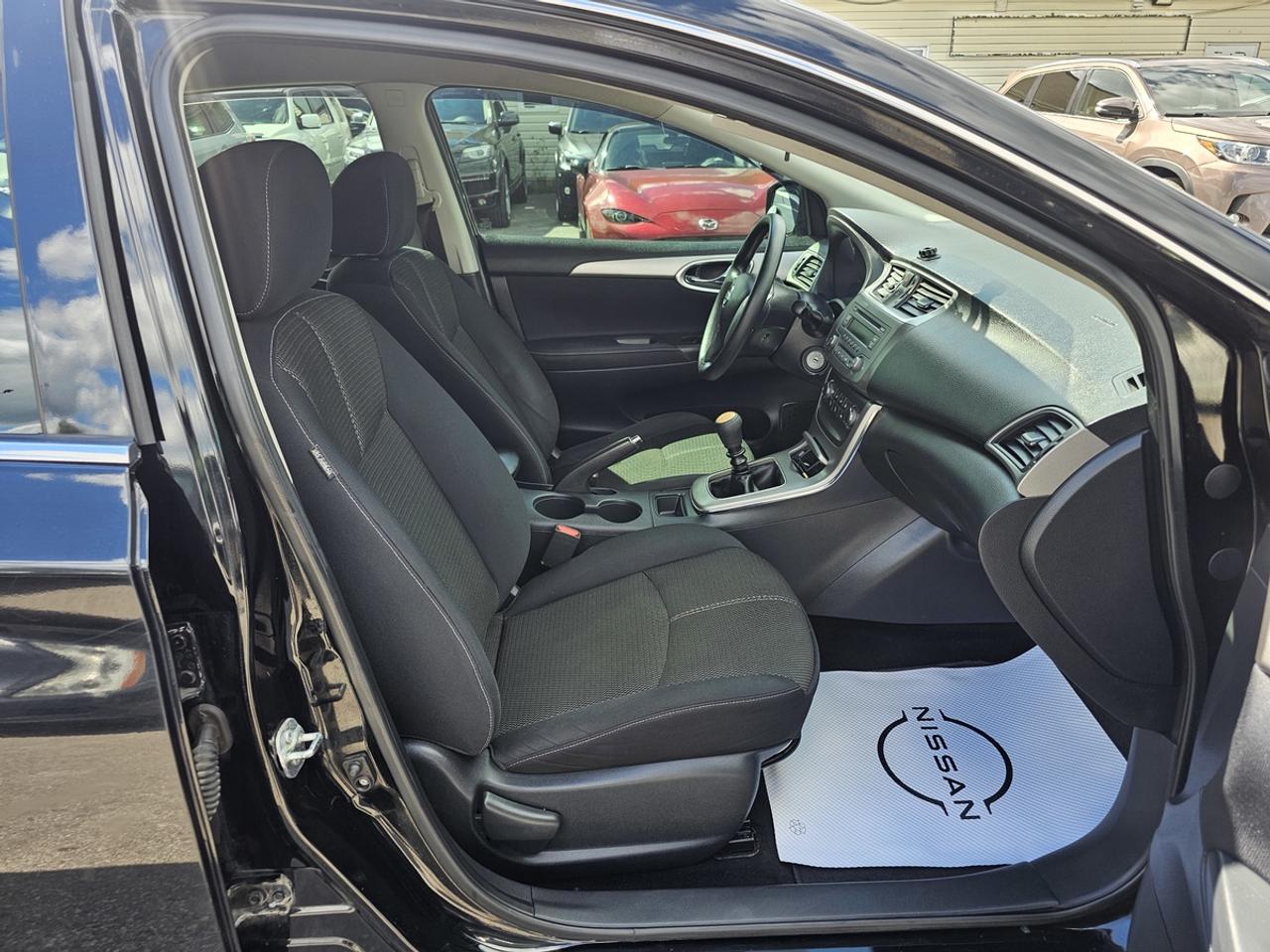 2014 Nissan Sentra MANUAL | CERTIFIED Photo