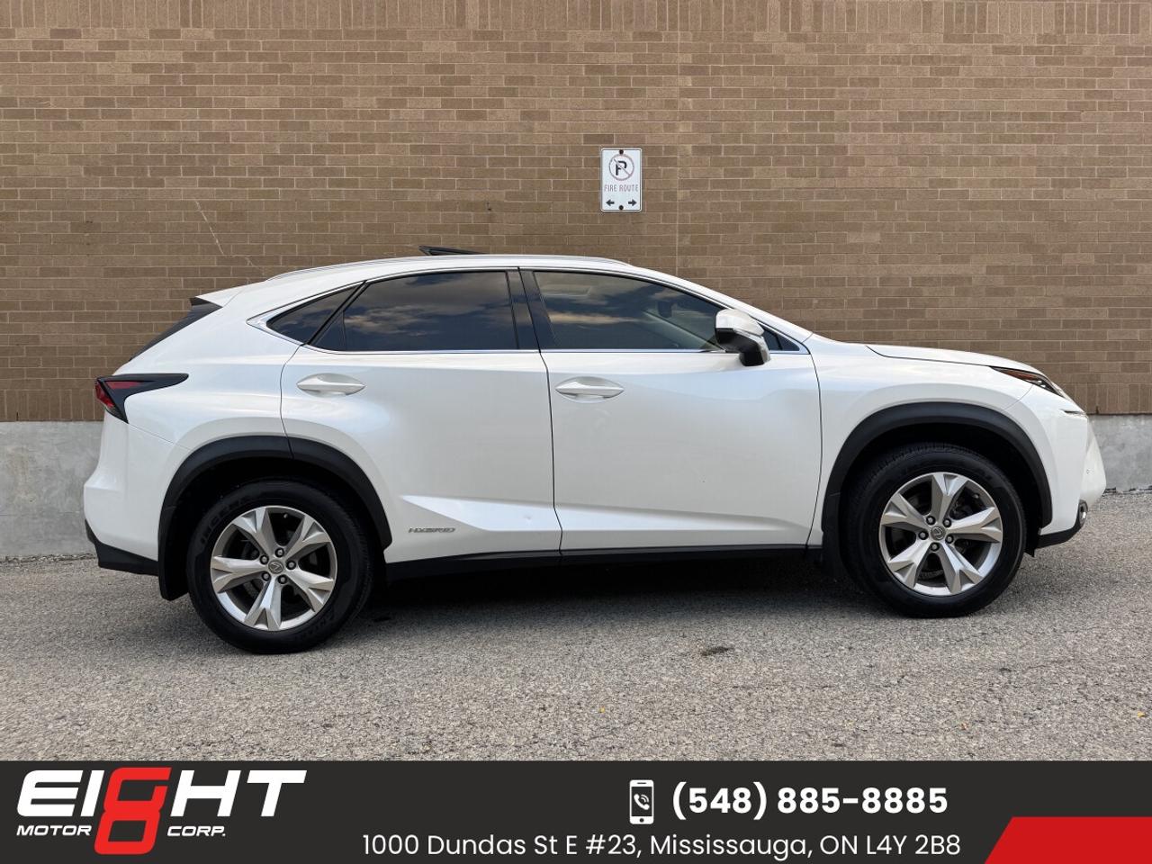 2015 Lexus NX300 HYBRID Executive AWD Photo