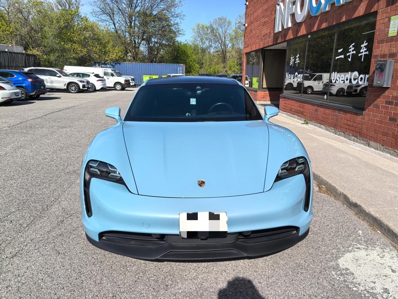 2020 Porsche Taycan Base Photo5