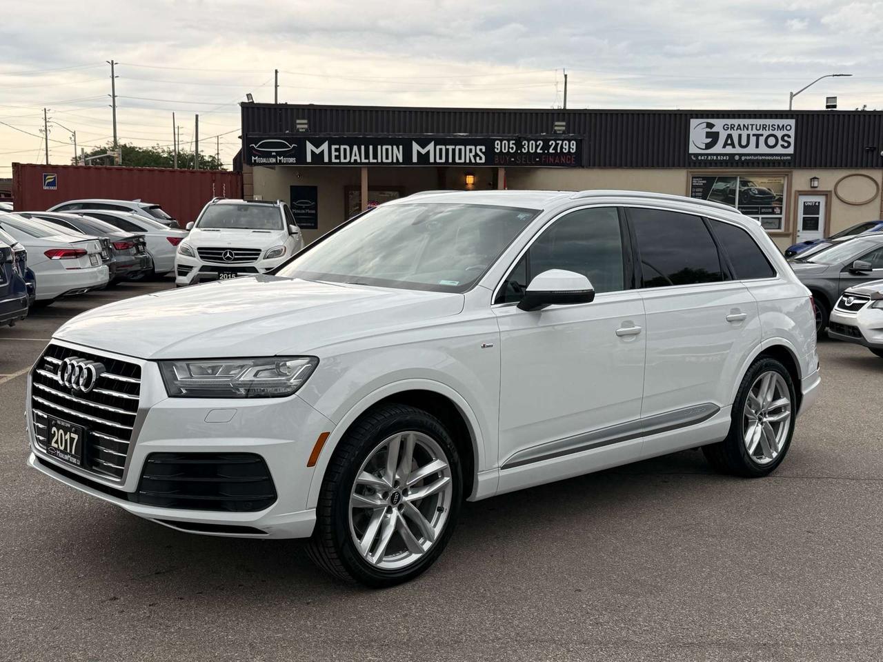2017 Audi Q7 Technik S-Line  ACCIDENT FREE 1-OWNER 21 RIMS MINT Photo0