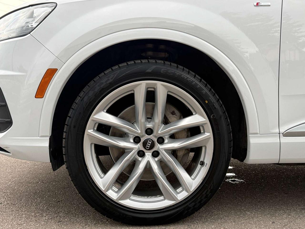 2017 Audi Q7 Technik S-Line  ACCIDENT FREE 1-OWNER 21 RIMS MINT Photo