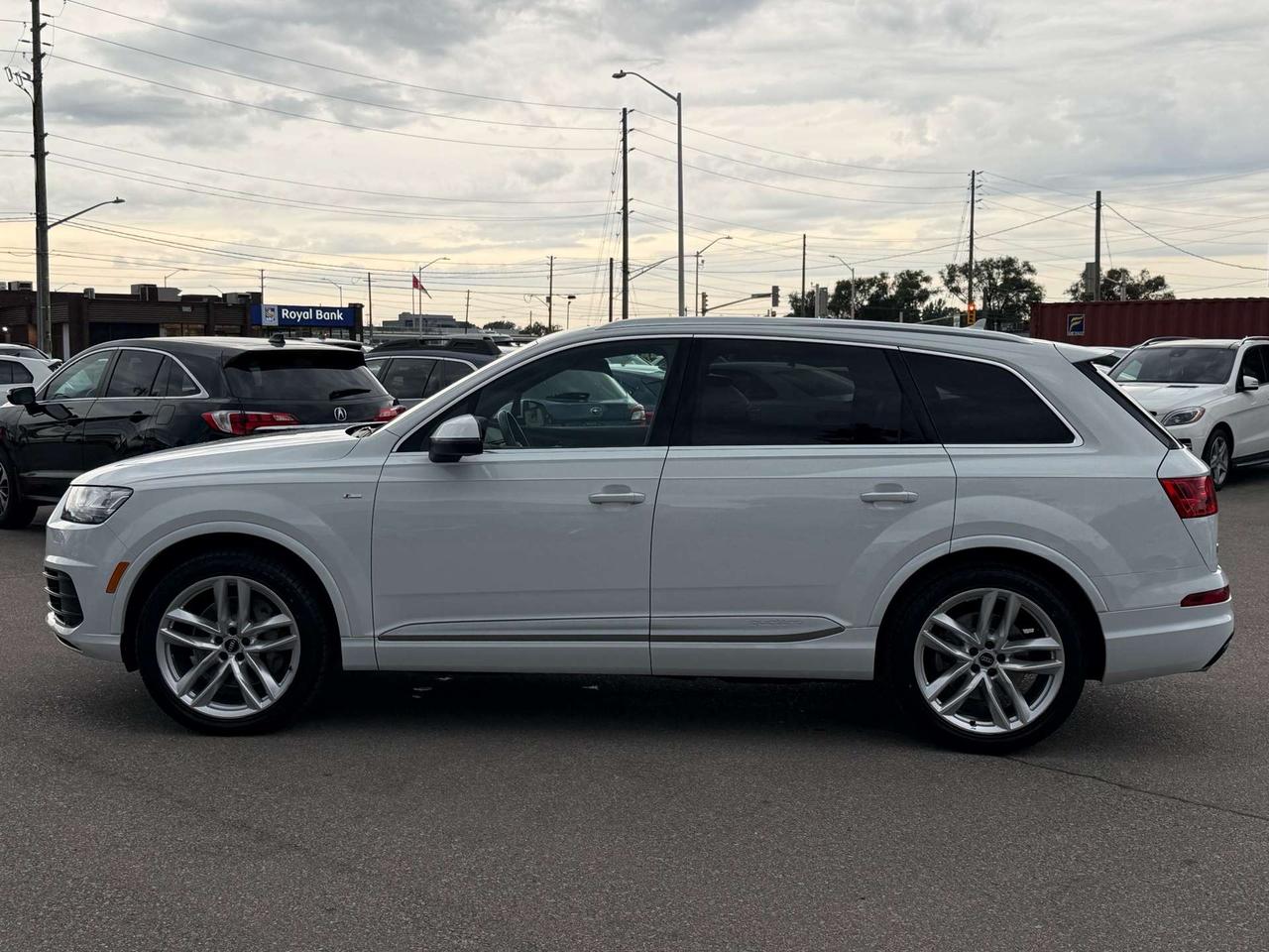 2017 Audi Q7 Technik S-Line  ACCIDENT FREE 1-OWNER 21 RIMS MINT Photo