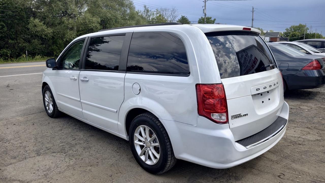 2016 Dodge Grand Caravan SE Photo