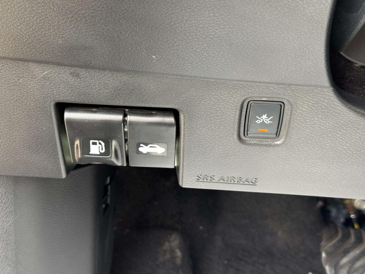 2019 Nissan Kicks S   NO ACCIDENT   ONE OWNER Photo