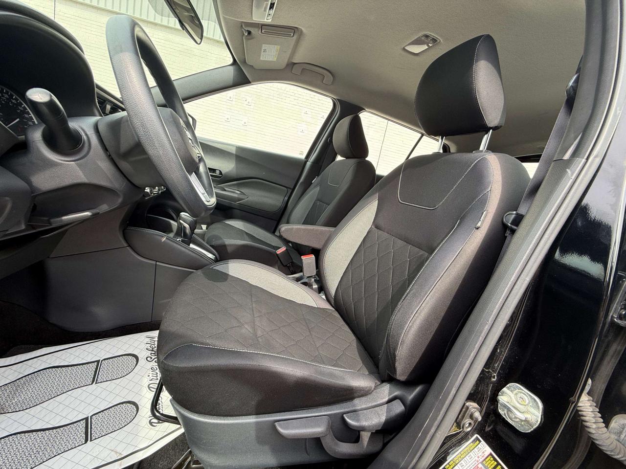 2019 Nissan Kicks S   NO ACCIDENT   ONE OWNER Photo