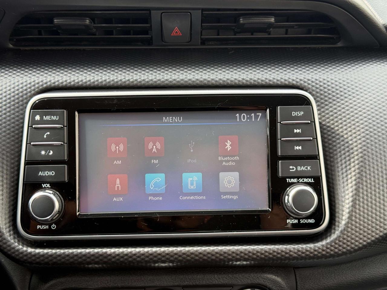 2019 Nissan Kicks S   NO ACCIDENT   ONE OWNER Photo