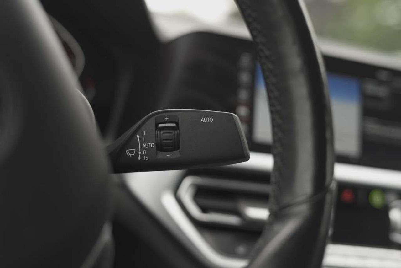 2020 BMW 3 Series 330i Remote Starter Sunroof  Summer & Winter Tire. Photo