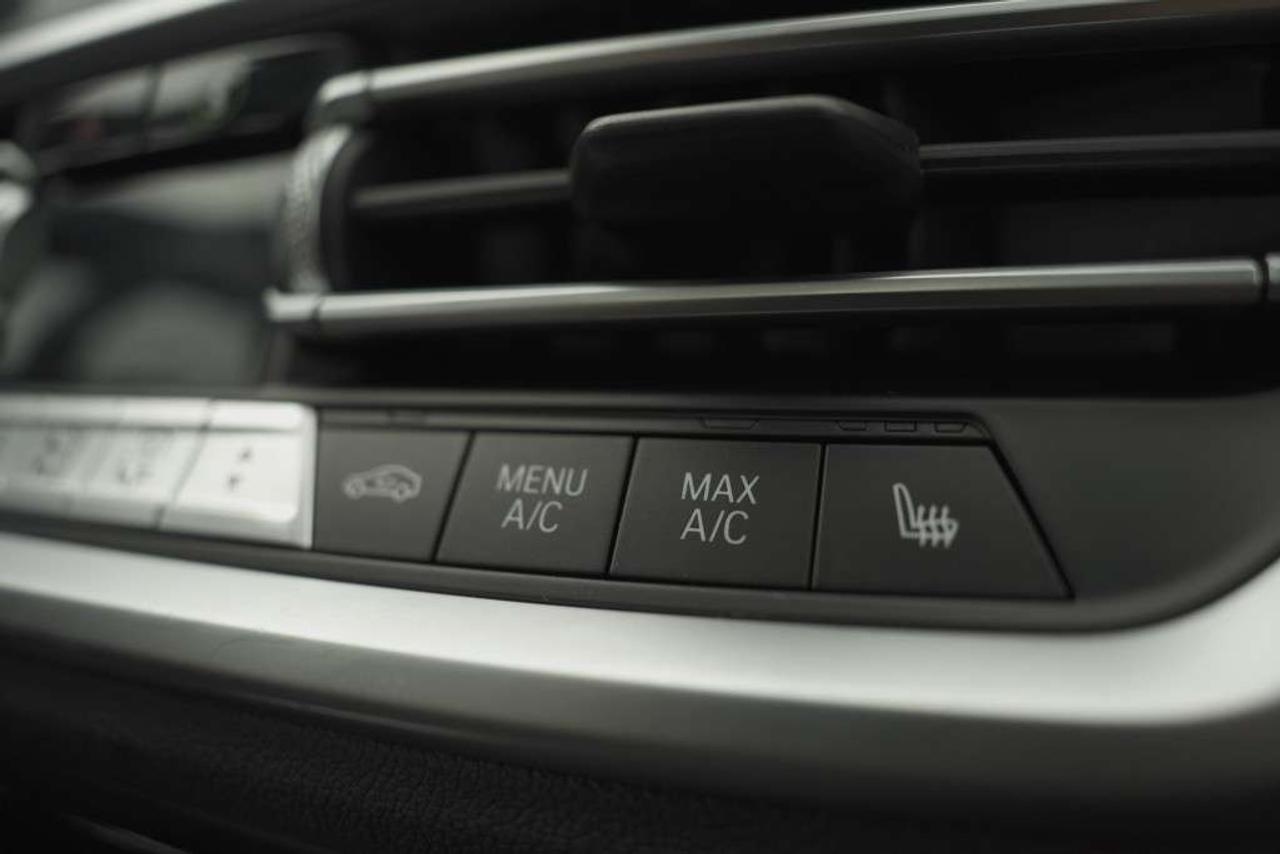 2020 BMW 3 Series 330i Remote Starter Sunroof  Summer & Winter Tire. Photo