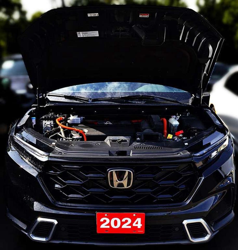 2024 Honda CR-V Touring 4dr All Wheel Drive CVT Photo