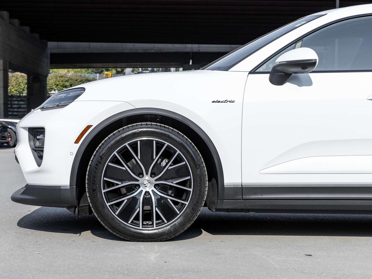 2024 Porsche Macan Electric 4   2YR Porsche Ext. Warranty Included. Photo