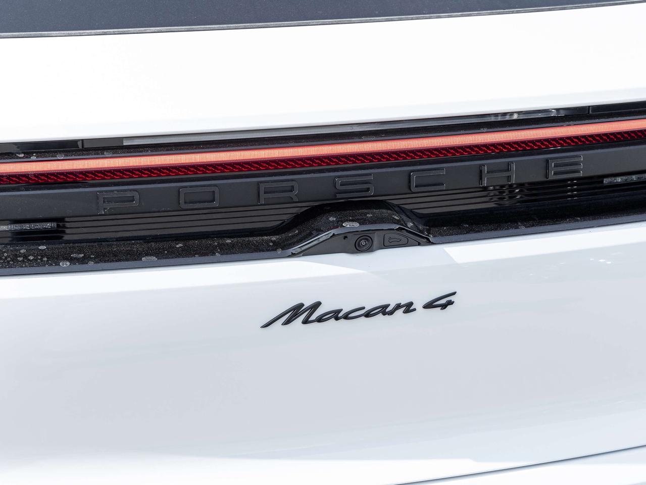 2024 Porsche Macan Electric 4   2YR Porsche Ext. Warranty Included. Photo