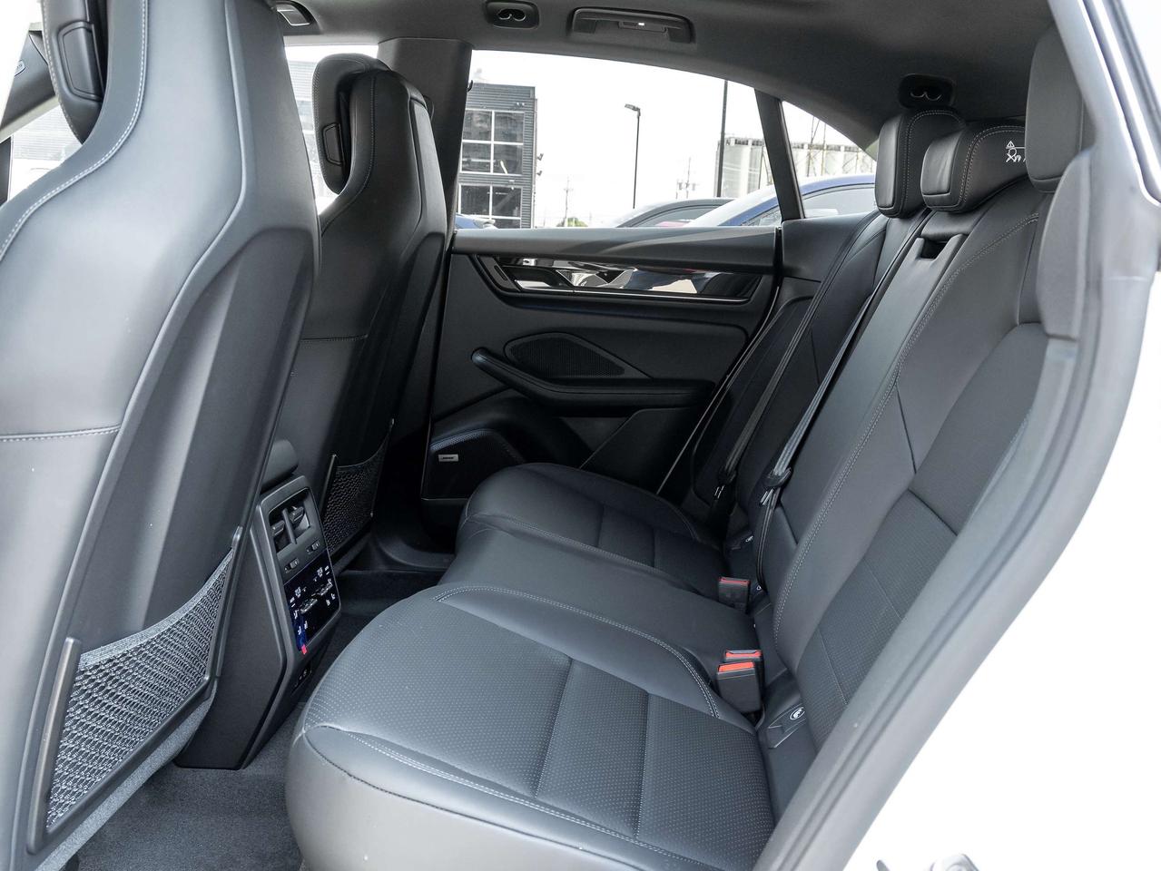 2024 Porsche Macan Electric 4   2YR Porsche Ext. Warranty Included. Photo