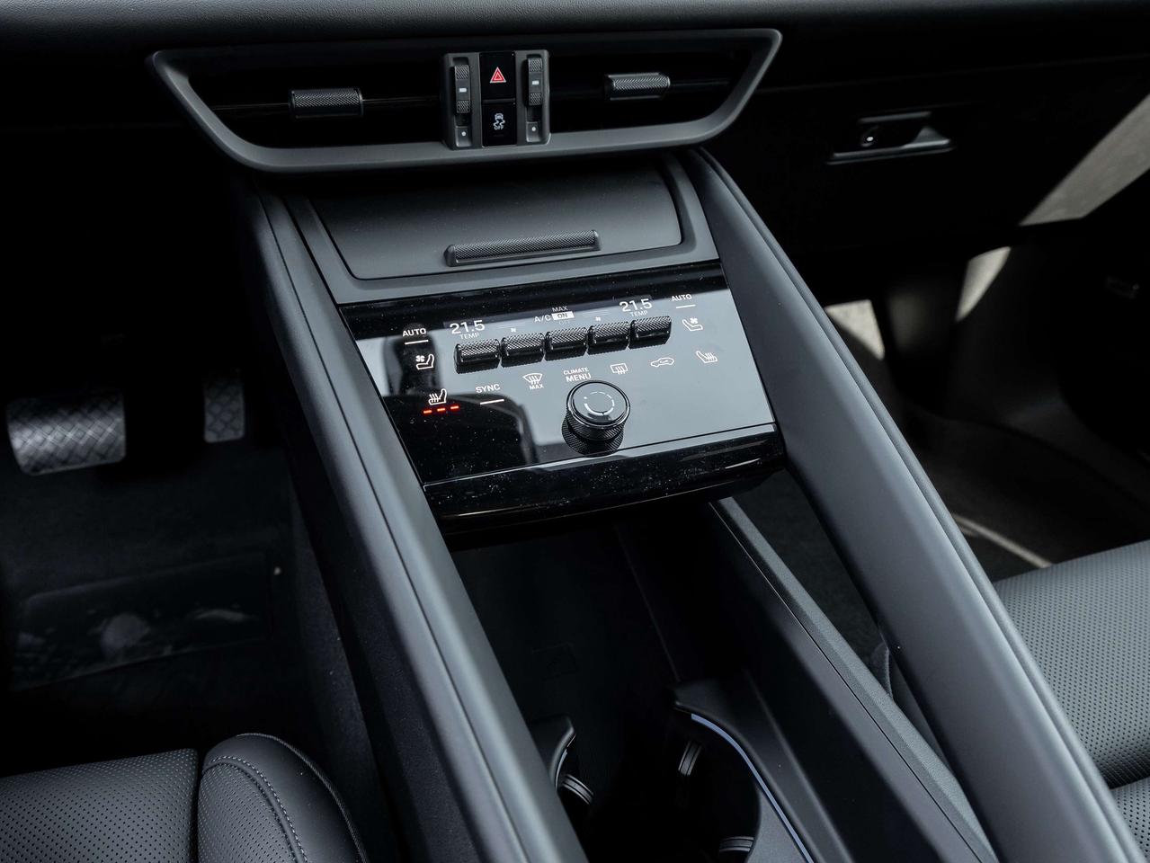 2024 Porsche Macan Electric 4   2YR Porsche Ext. Warranty Included. Photo