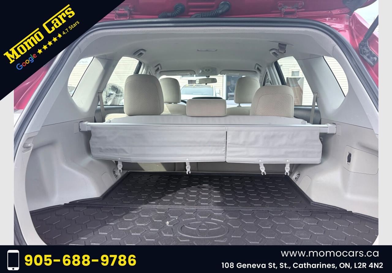 2013 Toyota Prius V Hybrid V Photo