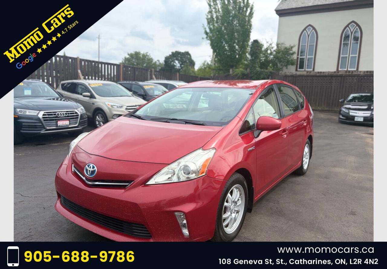 2013 Toyota Prius V Hybrid V Photo