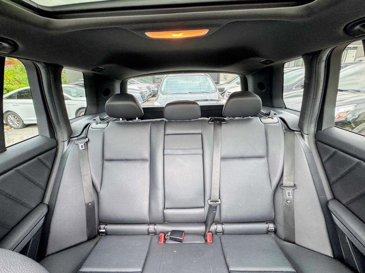 2015 Mercedes-Benz GLK-Class 250 BlueTec Photo