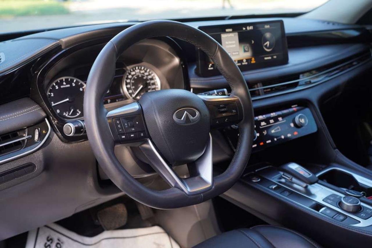 2025 Infiniti QX60 PURE All-wheel Drive Panoramic Sunroof Leather Seats. Photo