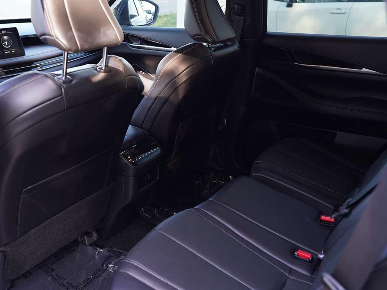 2025 Infiniti QX60 PURE All-wheel Drive Panoramic Sunroof Leather Seats. Photo