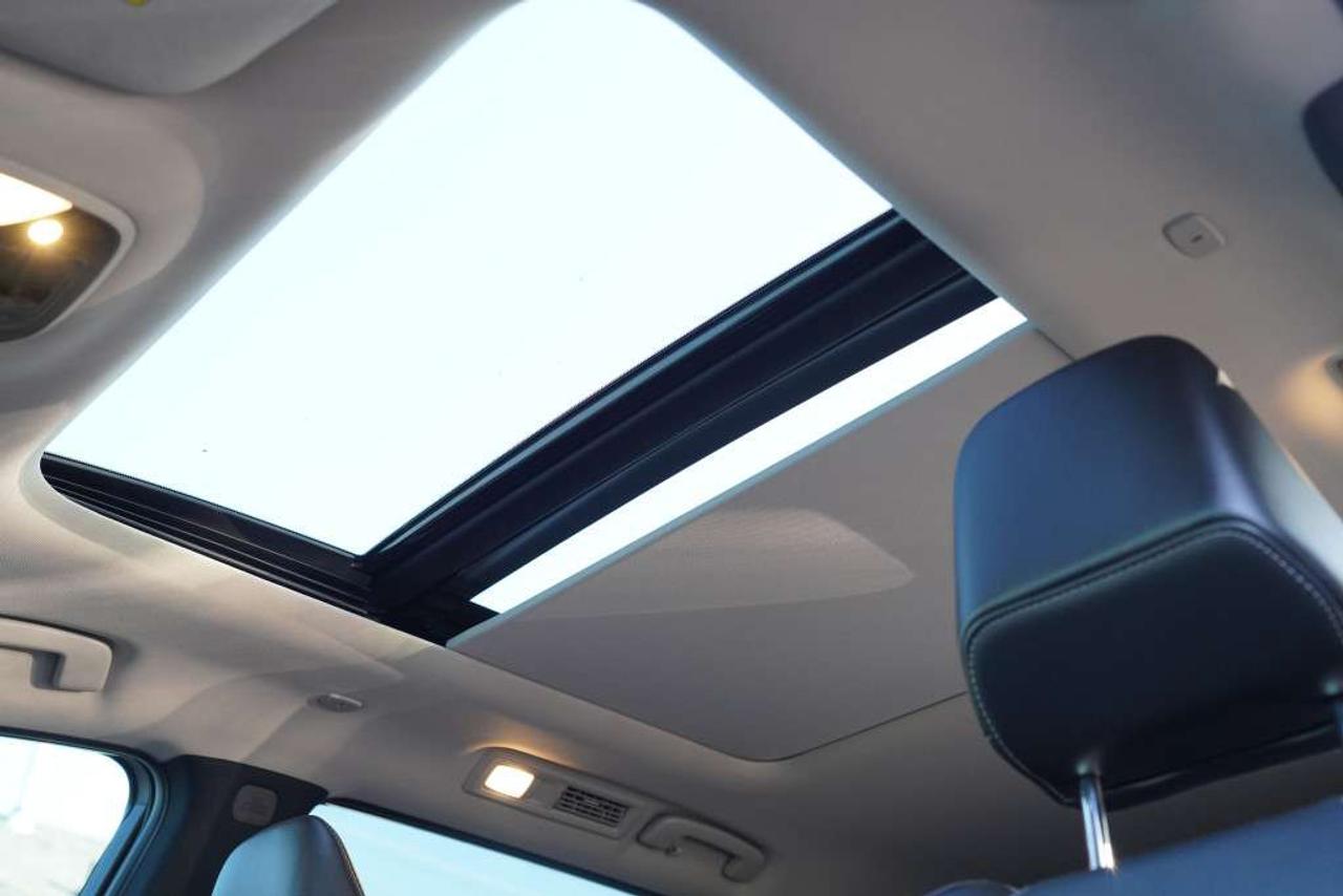 2025 Infiniti QX60 PURE All-wheel Drive Panoramic Sunroof Leather Seats. Photo