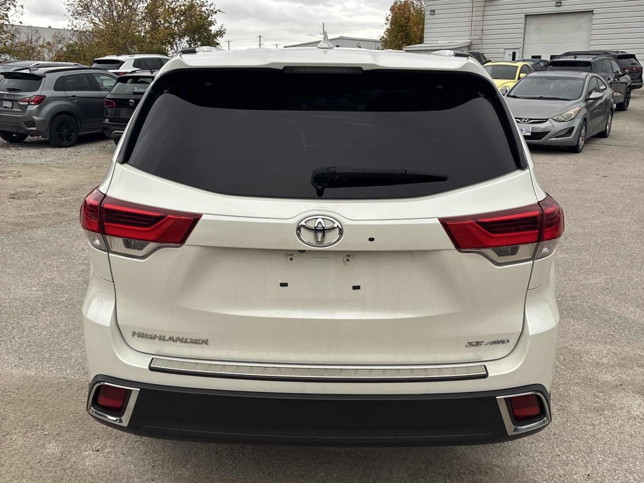 2018 Toyota Highlander XLE Photo1