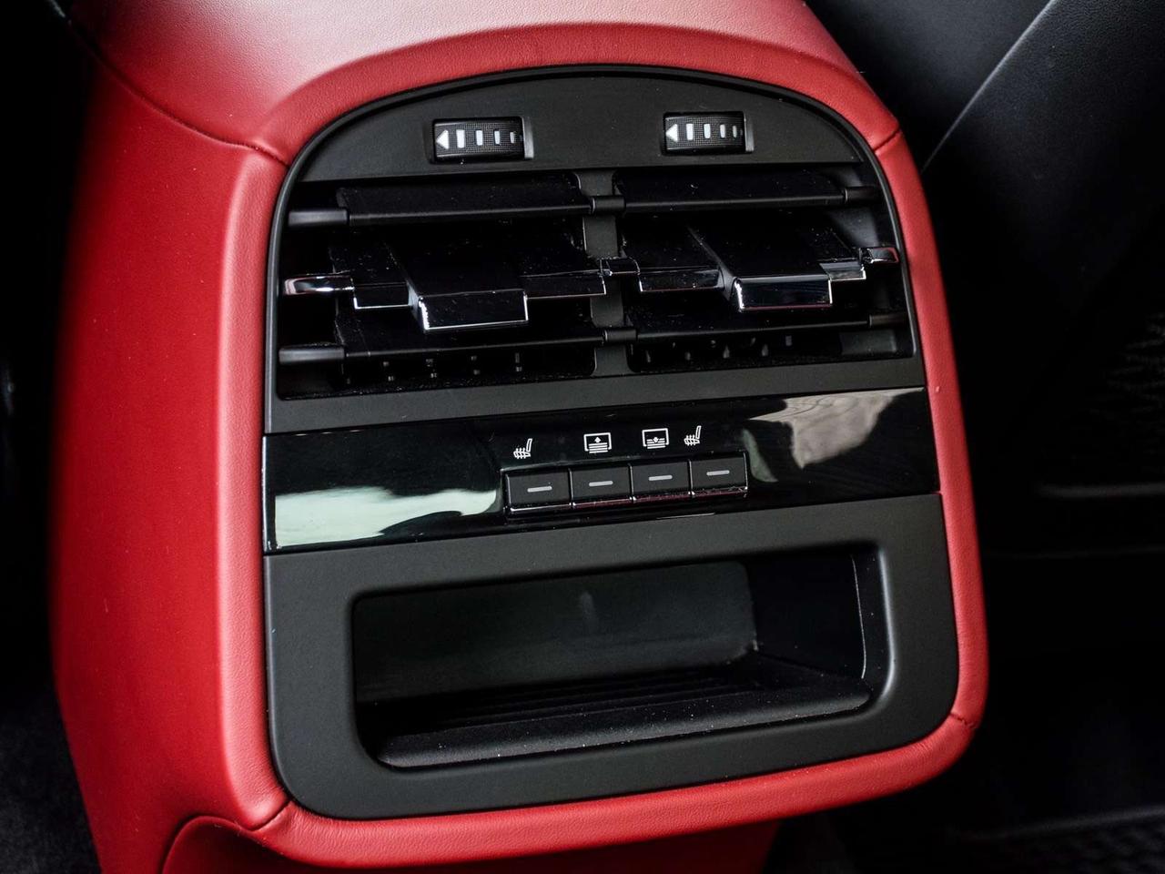 2020 Maserati Quattroporte  Photo
