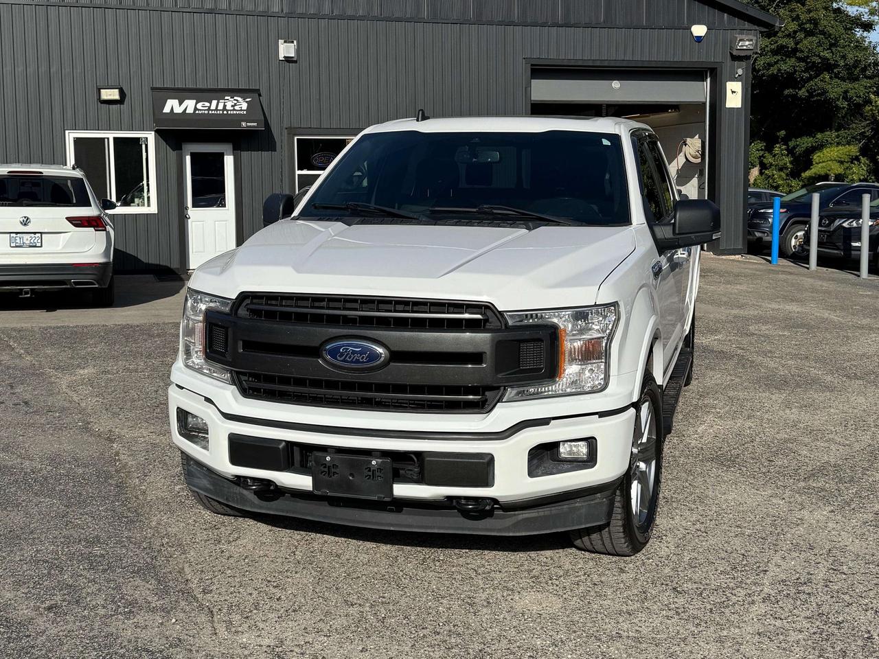2019 Ford F-150 XLT SPORT Photo1