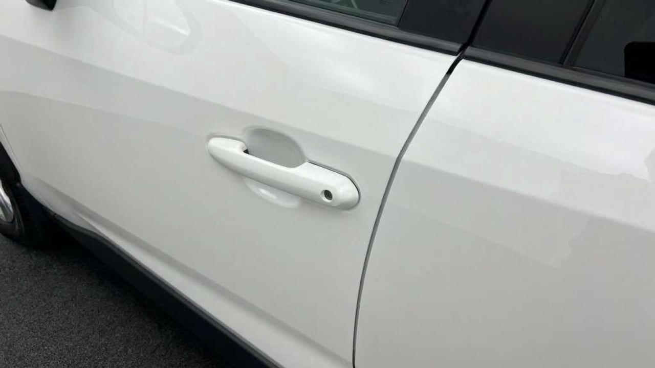 2020 Toyota RAV4 XLE AWD SUNROOF KEYLESS ENTRY Photo