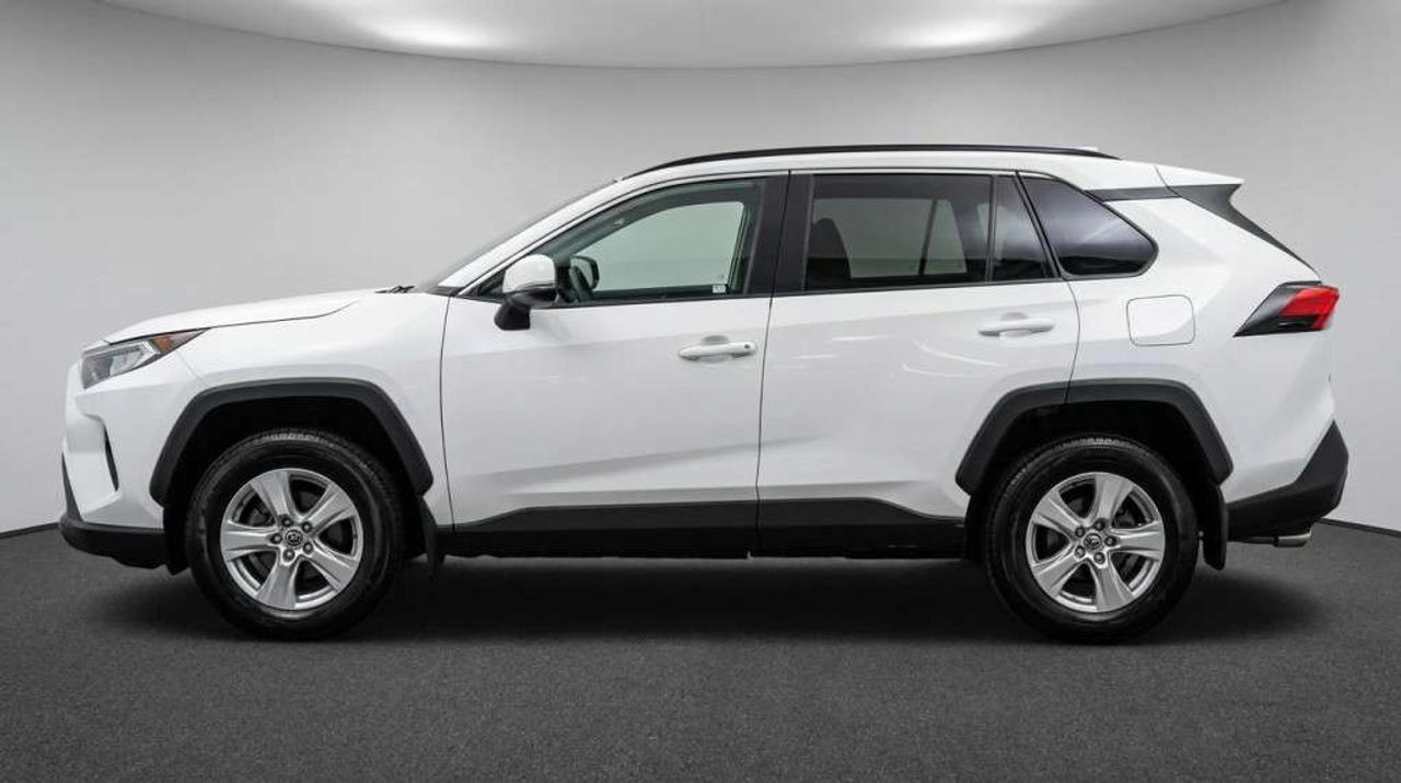 2020 Toyota RAV4 XLE AWD SUNROOF KEYLESS ENTRY Photo
