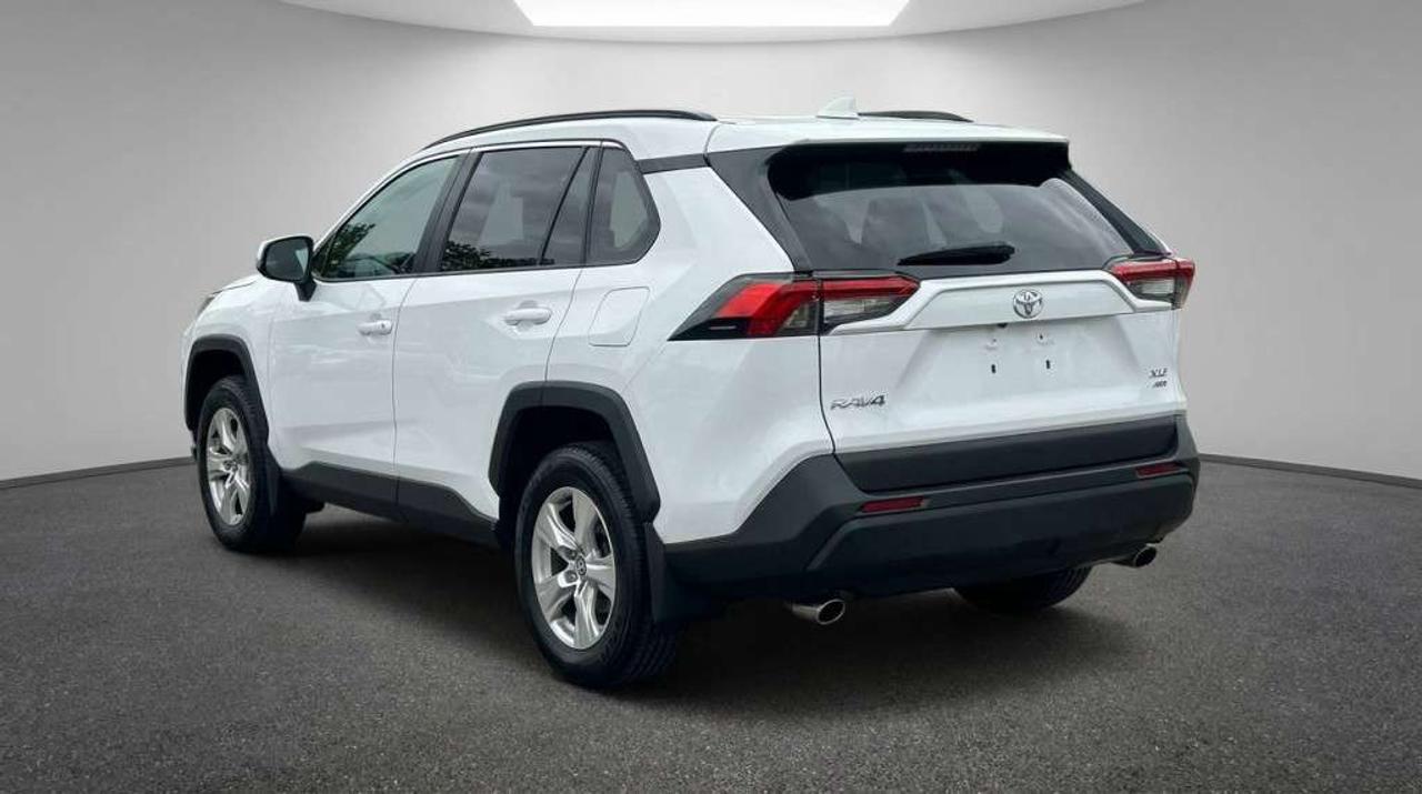 2020 Toyota RAV4 XLE AWD SUNROOF KEYLESS ENTRY Photo