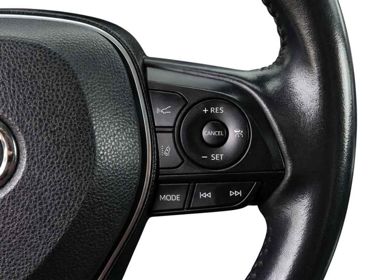 2020 Toyota RAV4 XLE AWD SUNROOF KEYLESS ENTRY Photo