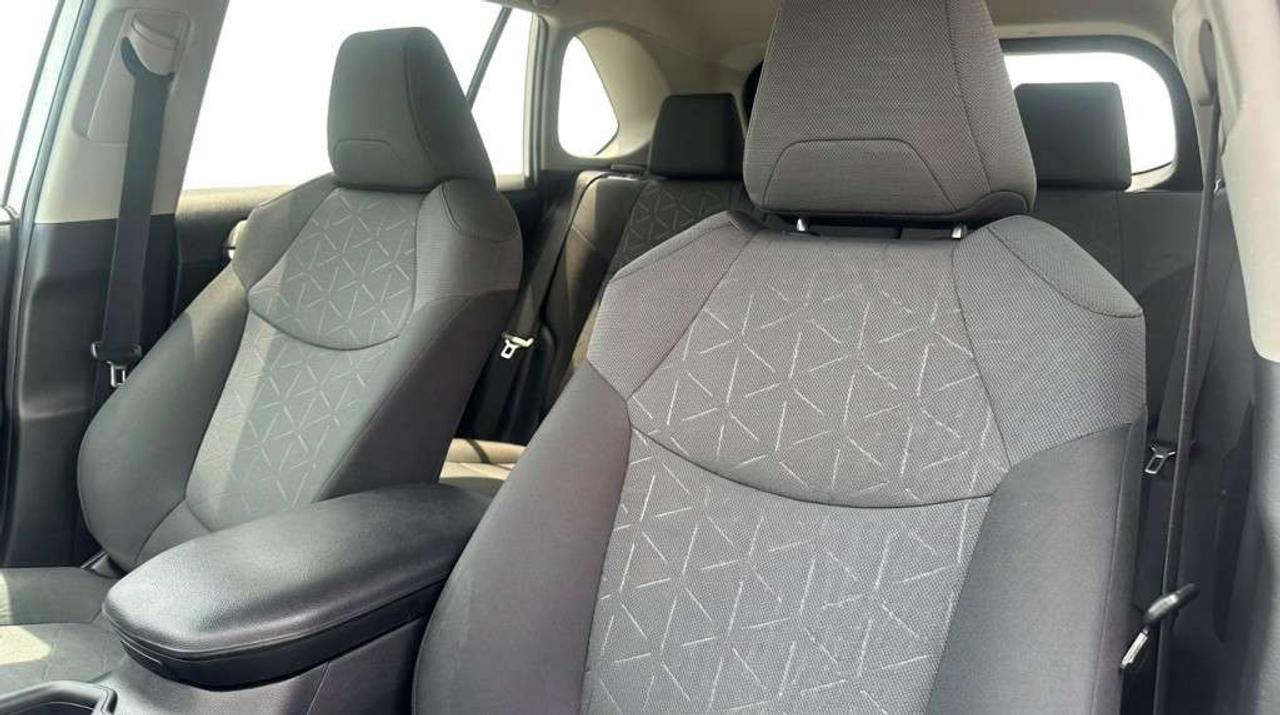 2020 Toyota RAV4 XLE AWD SUNROOF KEYLESS ENTRY Photo