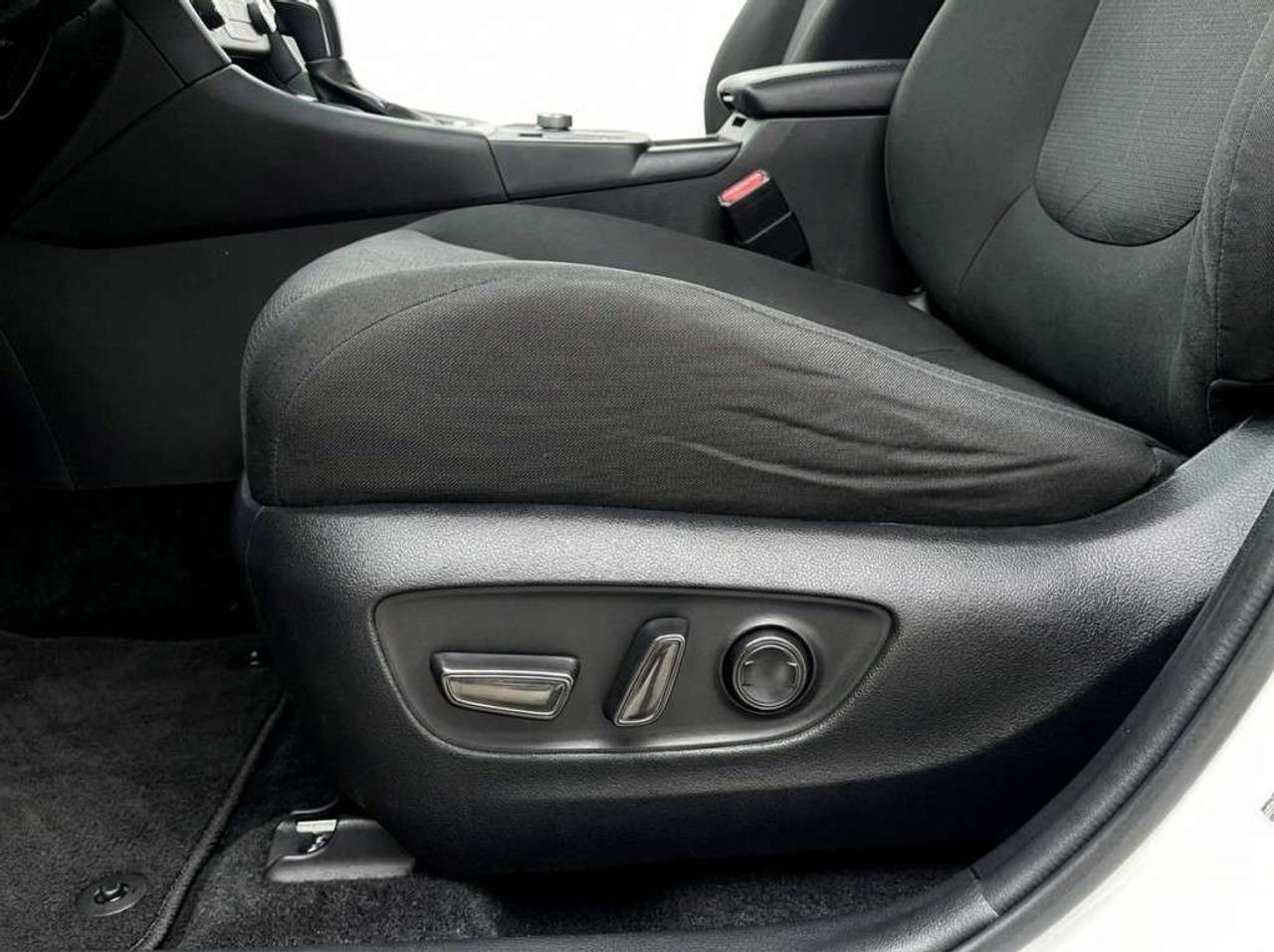 2020 Toyota RAV4 XLE AWD SUNROOF KEYLESS ENTRY Photo