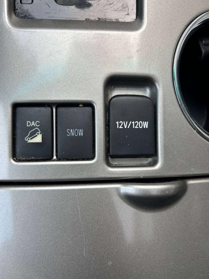 2013 Toyota Highlander LEATHER   SUNROOF   AWD   7 PASSANGER Photo