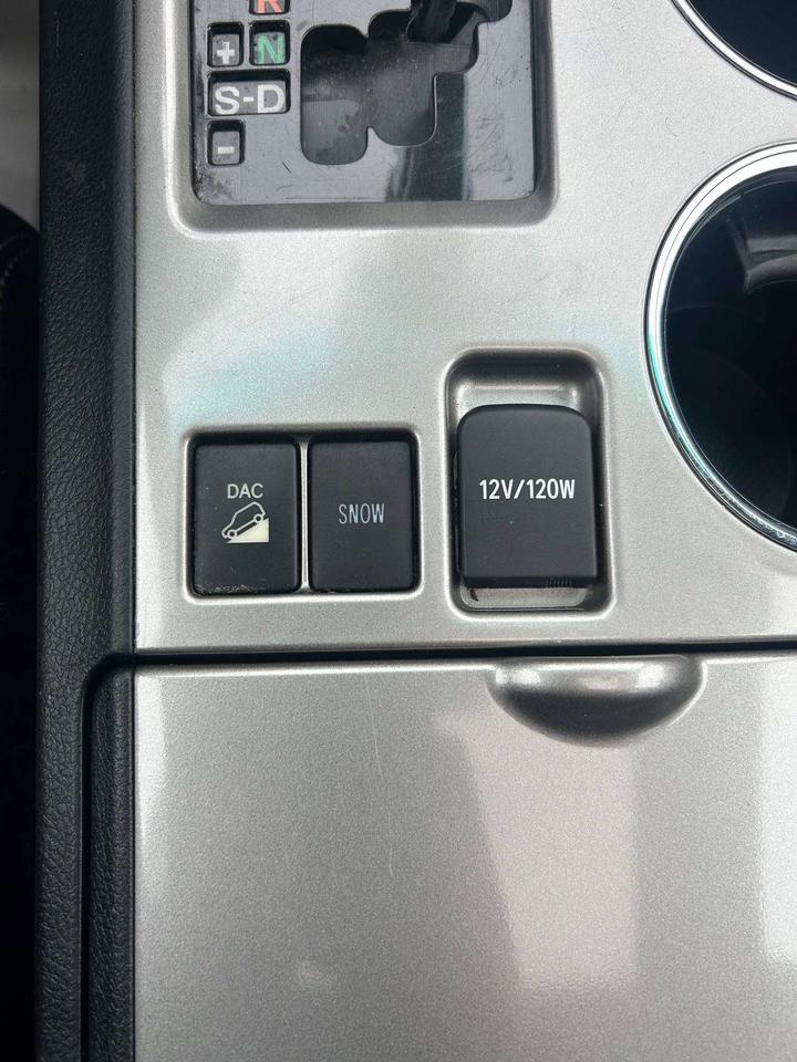 2013 Toyota Highlander LEATHER   SUNROOF   AWD   7 PASSANGER Photo