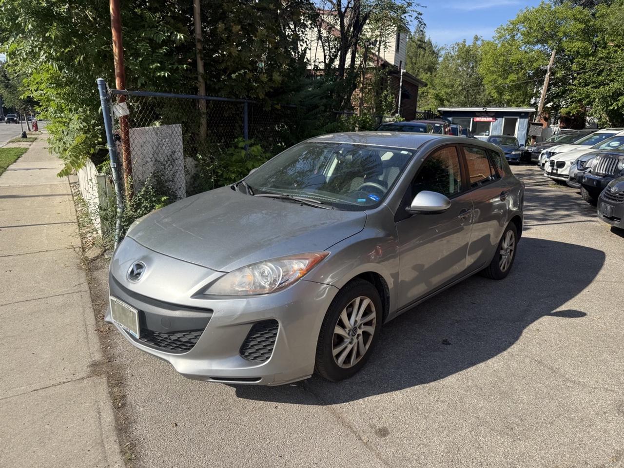 2013 Mazda MAZDA3 I Sport Photo