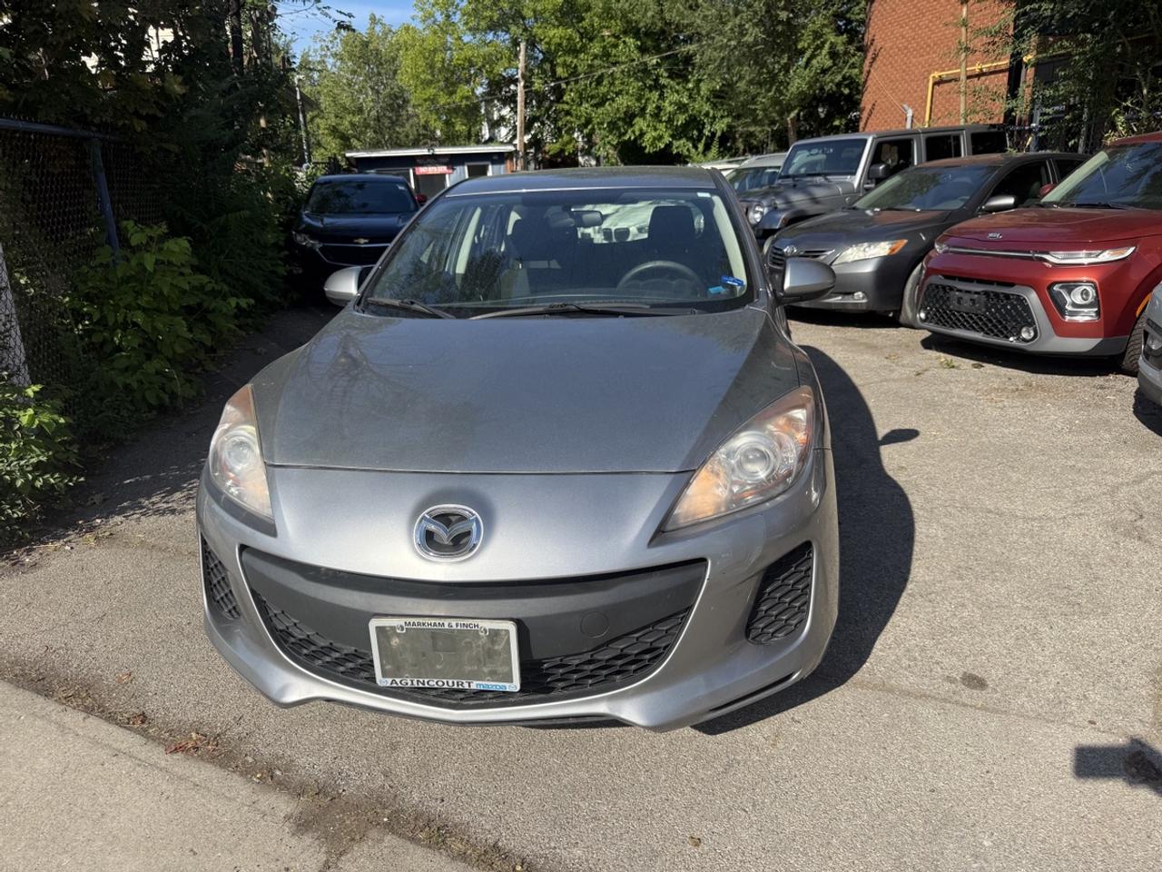 2013 Mazda MAZDA3 I Sport Photo5