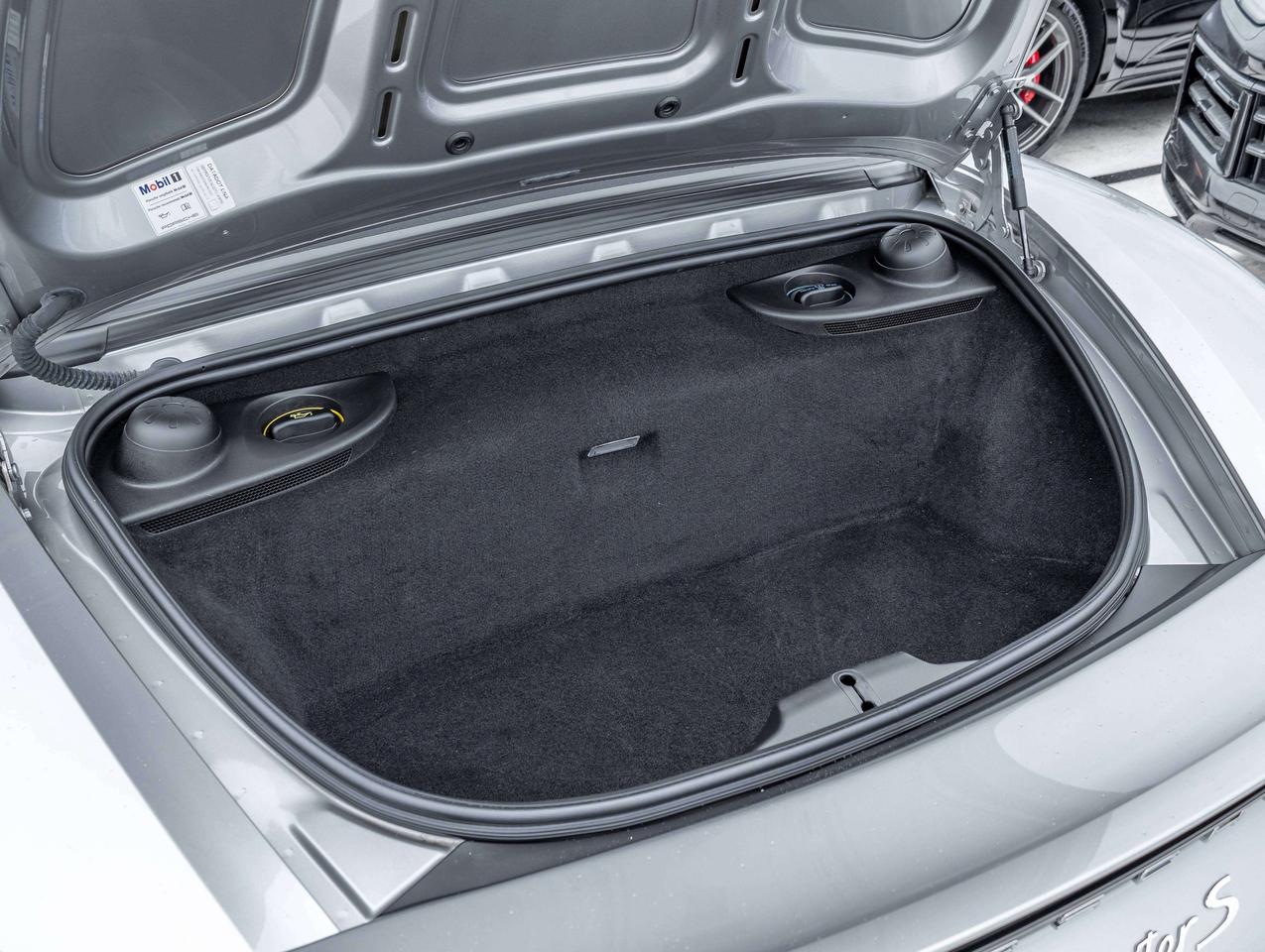 2017 Porsche 718 Boxster S Photo