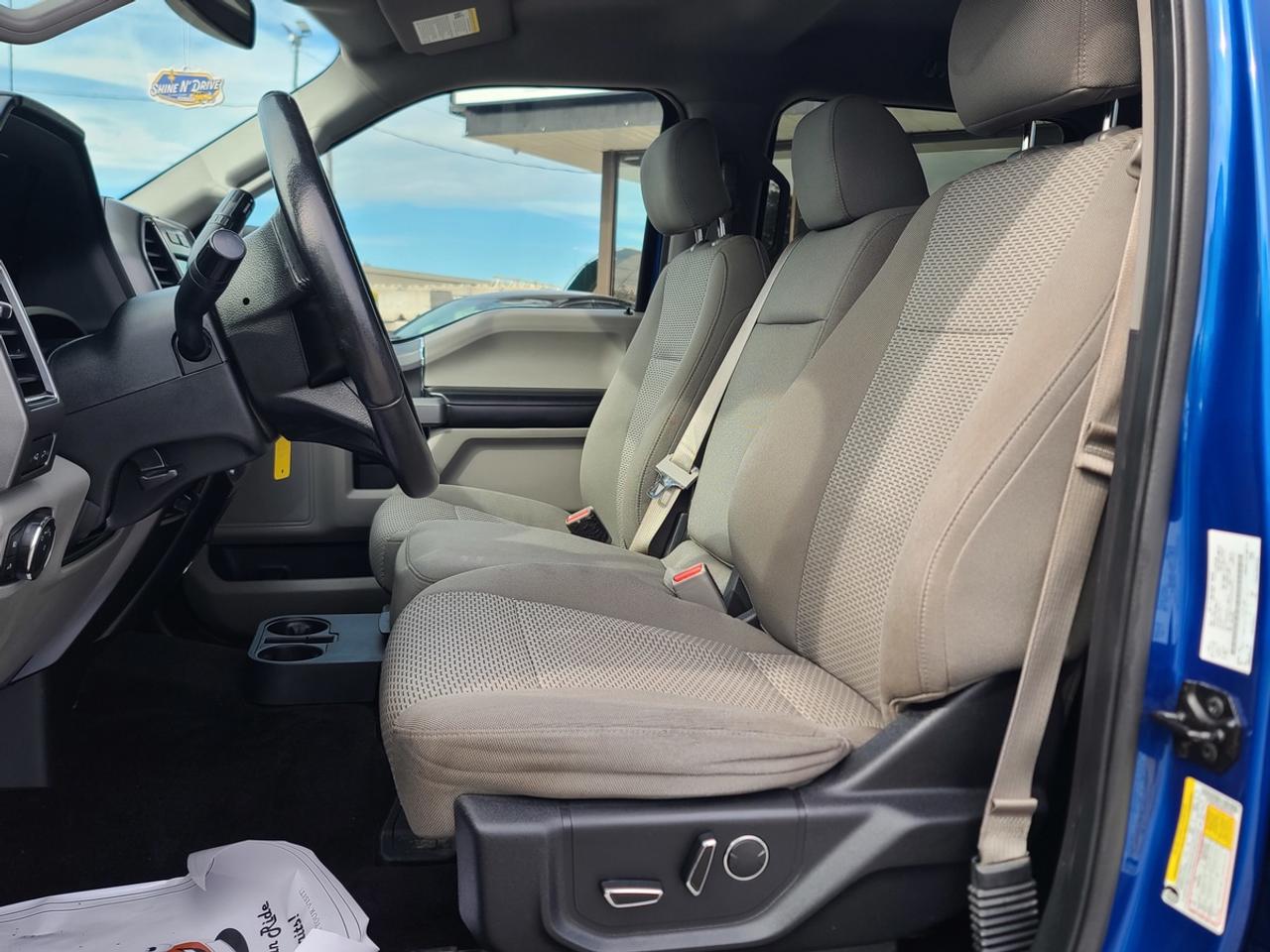 2017 Ford F-150 XLT Photo