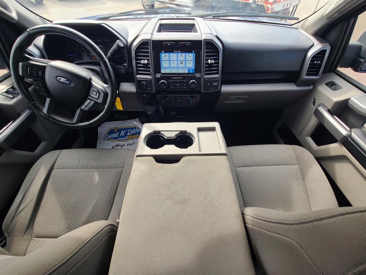 2017 Ford F-150 XLT Photo