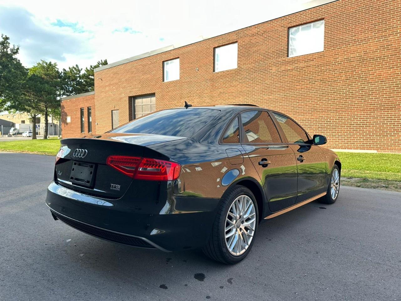2016 Audi A4 4dr Sdn Auto Komfort plus quattro Photo
