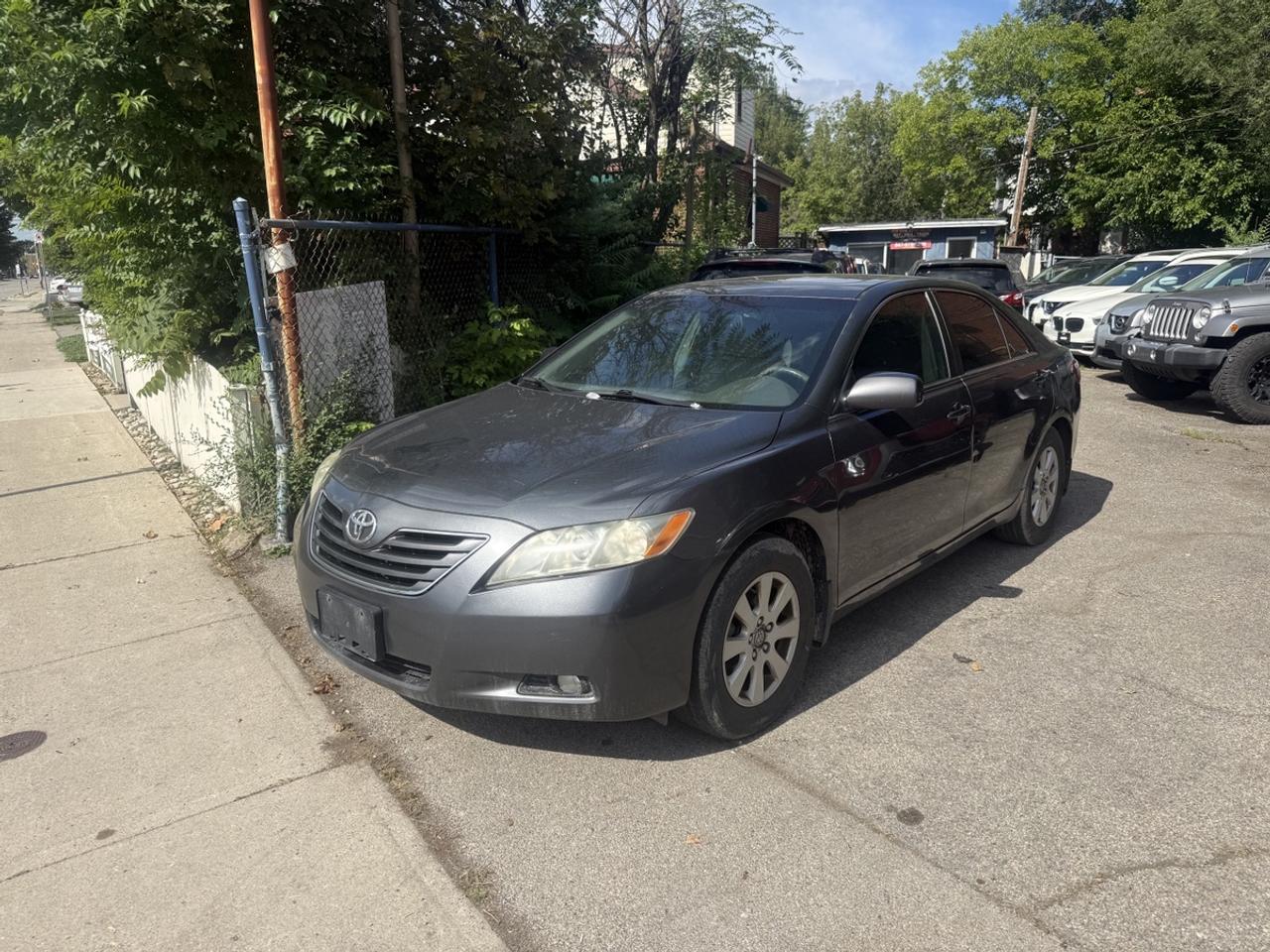 2009 Toyota Camry XLE Photo