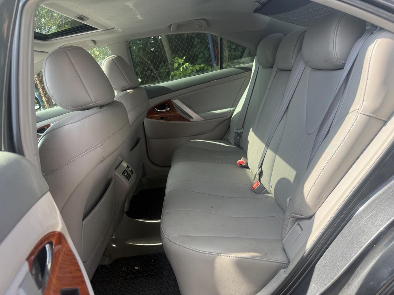 2009 Toyota Camry XLE Photo