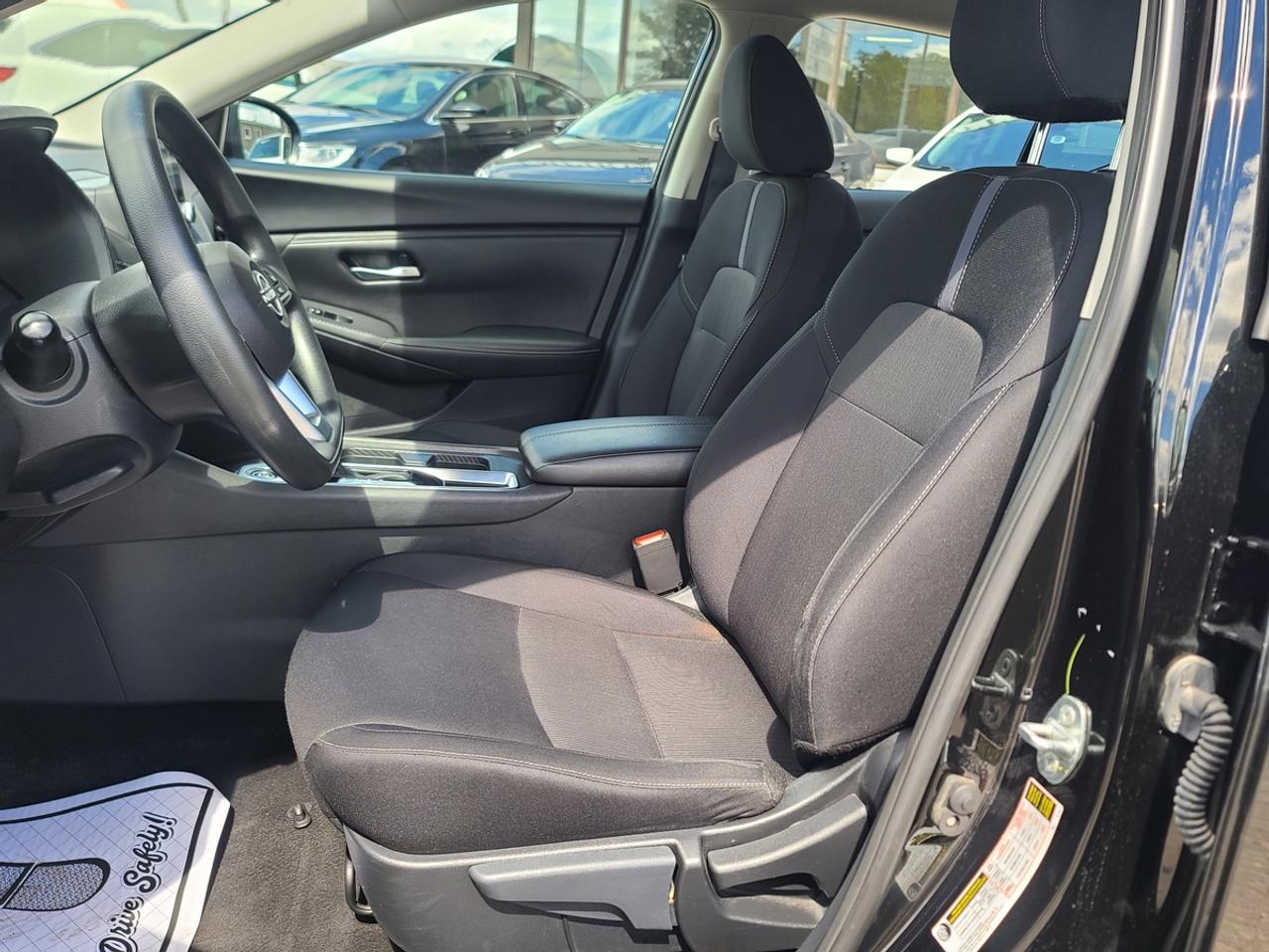 2024 Nissan Sentra SV Photo