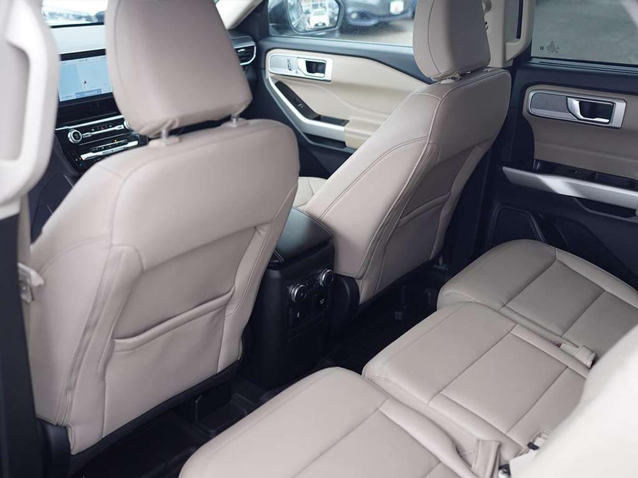 2022 Ford Explorer Limited AWD SUNROOF LEATHER SEATS Photo