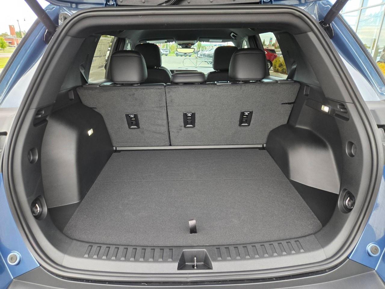2027 Chevrolet Equinox AWD LT Photo