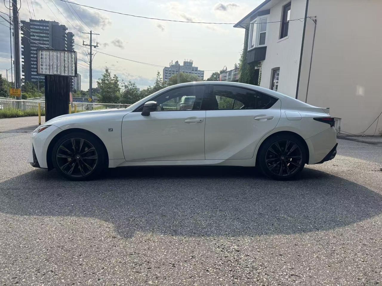 2024 Lexus IS 350 Photo5