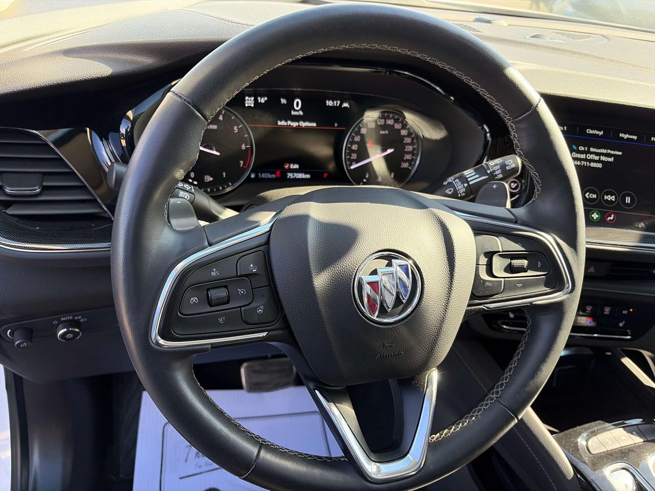 2022 Buick Envision Essence AWD Photo