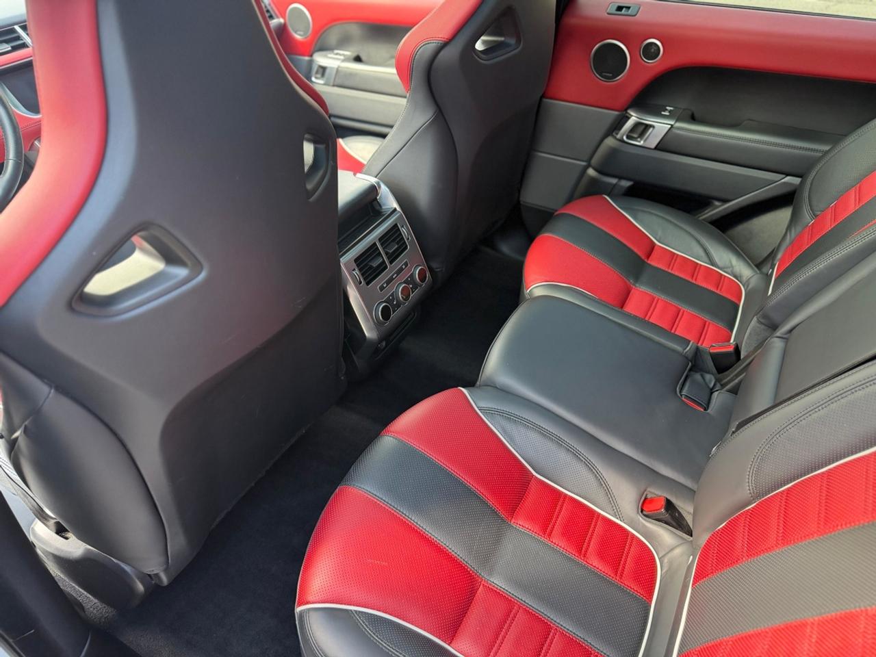 2017 Land Rover Range Rover Sport SVR|CCF|NEW ACE LINES|HUD|SOFT CLOSE Photo